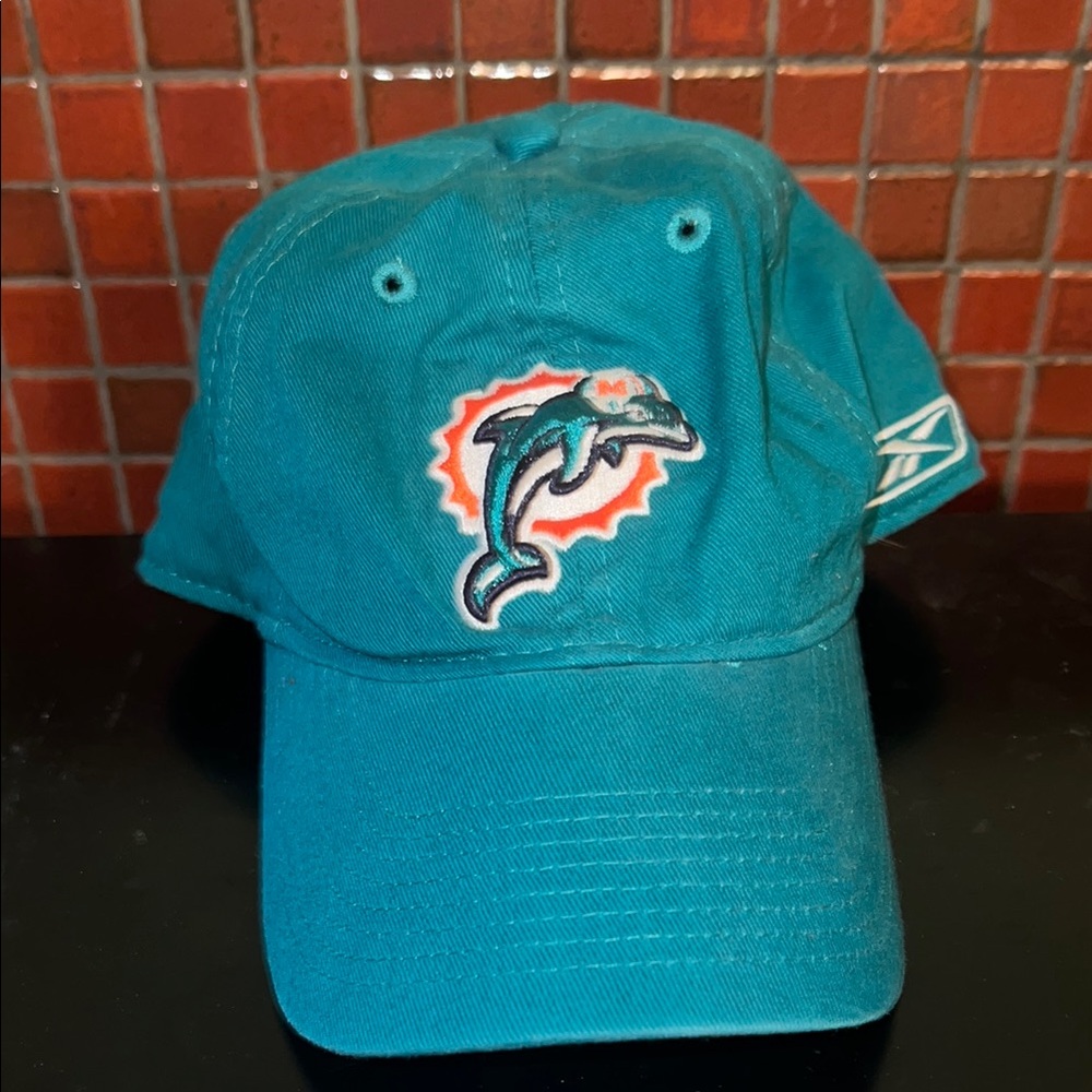 Reebok Miami Dolphins Fitted Cap